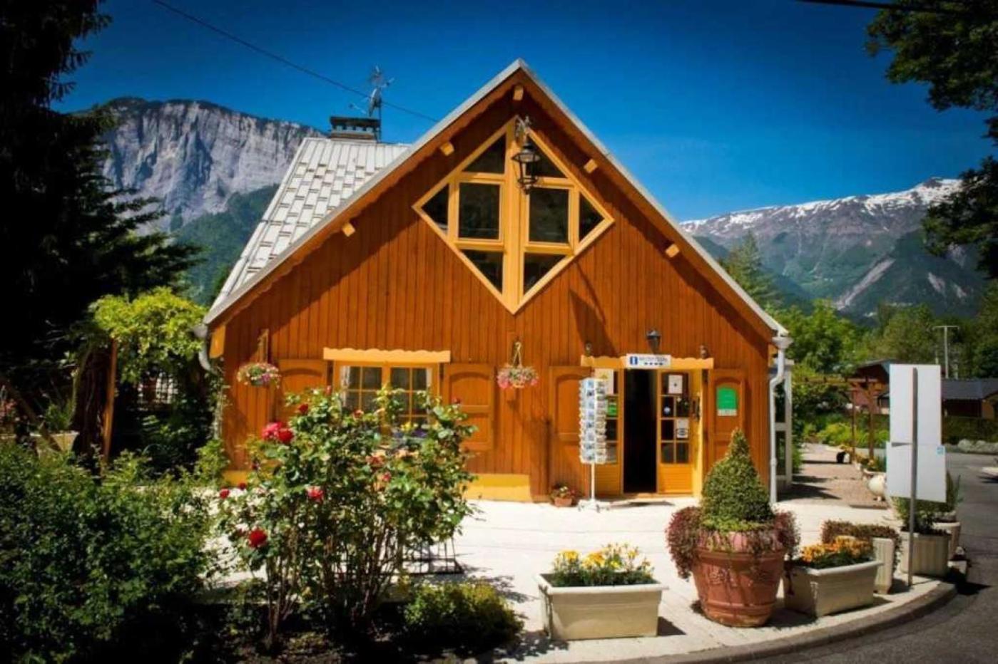 Chalet 5 Etoiles - Piscine - Eecefd